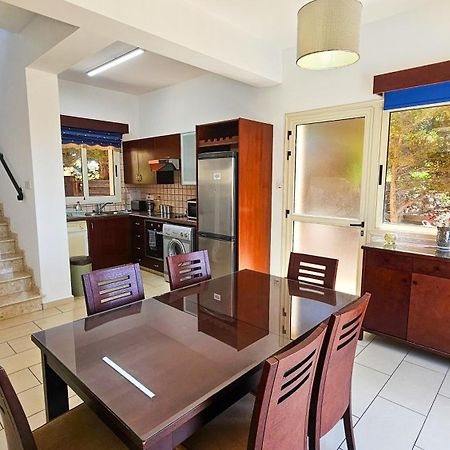 Sunnyside Pool Villa ไอยานาปา ภายนอก รูปภาพ