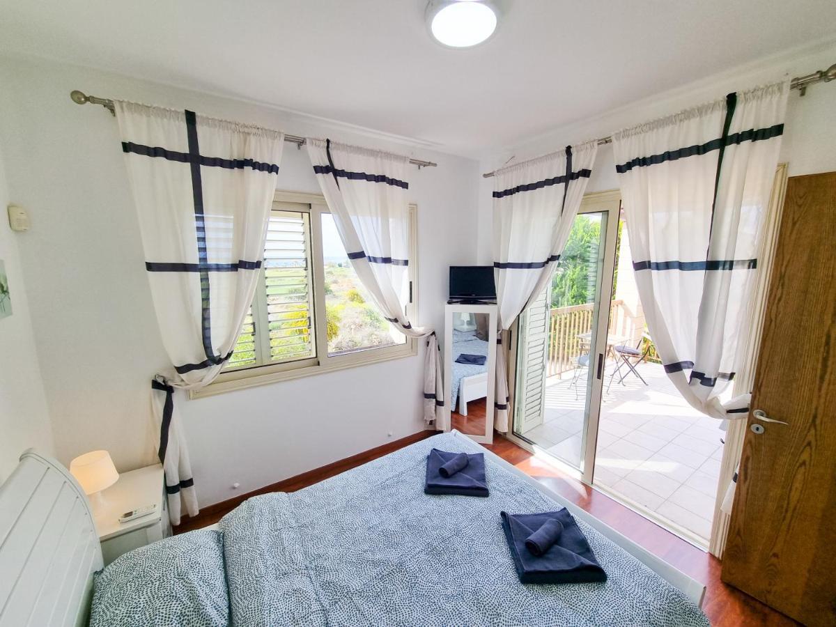 Sunnyside Pool Villa ไอยานาปา ภายนอก รูปภาพ